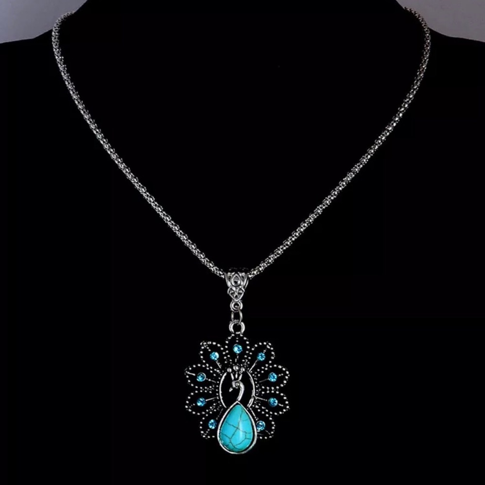 Turquoise Silver Peacock Necklace - Picture 3 of 8